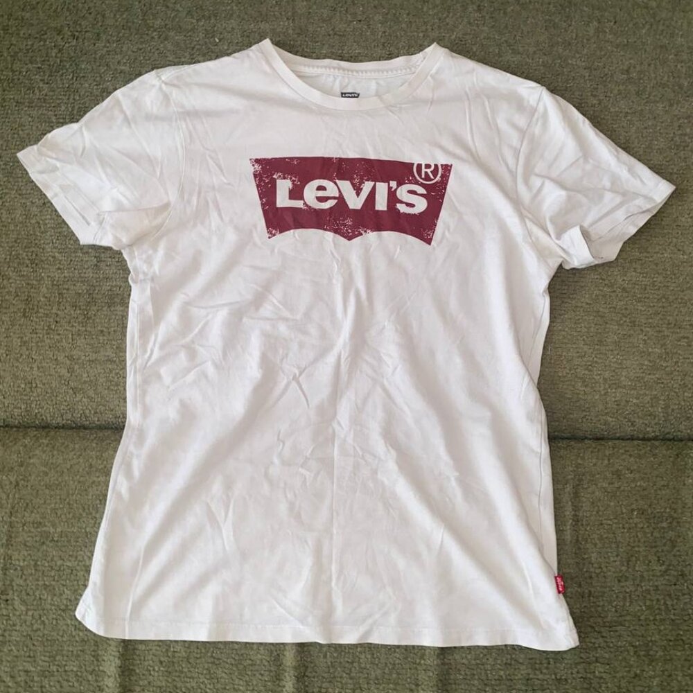 Levi's T-shirt new original